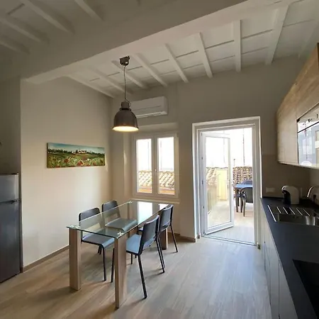 Borgo La Croce Alessia Apartment